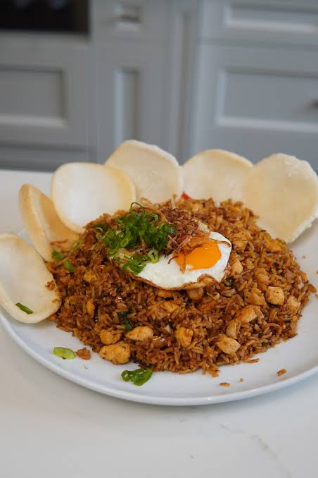 Nasi Goreng - Fried Chicken & Egg